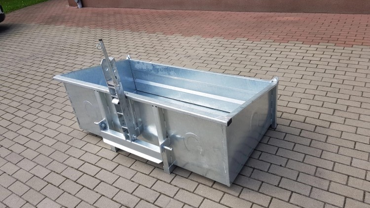 SKRZYNIA ŁADUNKOWA Z LEMIESZEM CYNKOWANA SŁ1600