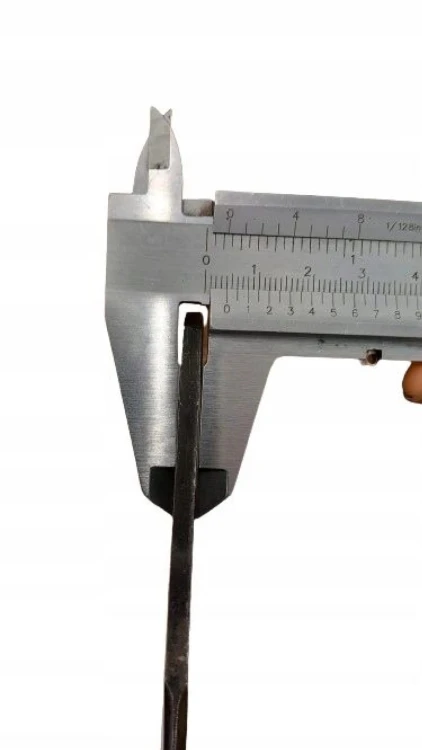 NÓŻ DO ROZDRABNIACZA FI OTWÓR 18MM GRUBOŚĆ 4MM BRNHR